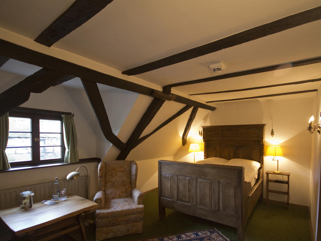 Hotel&Restaurant Gut Hungenbach Kürten Zimmer foto