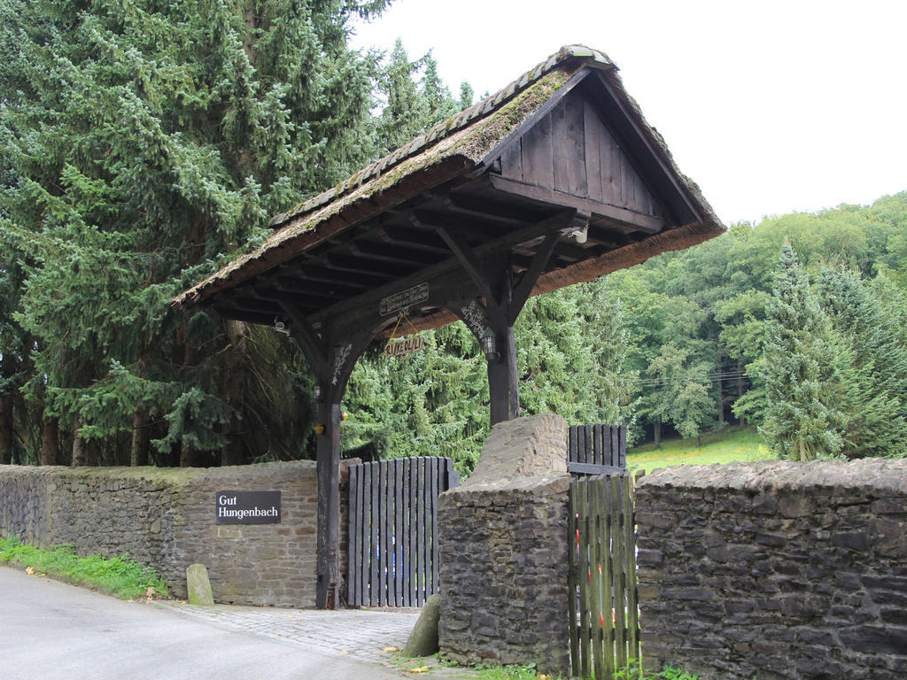 Hotel&Restaurant Gut Hungenbach Kürten Exterior foto